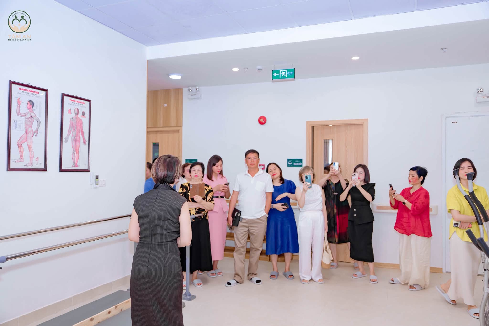 KHOẢNH KHẮC TẠI TÂM AN 