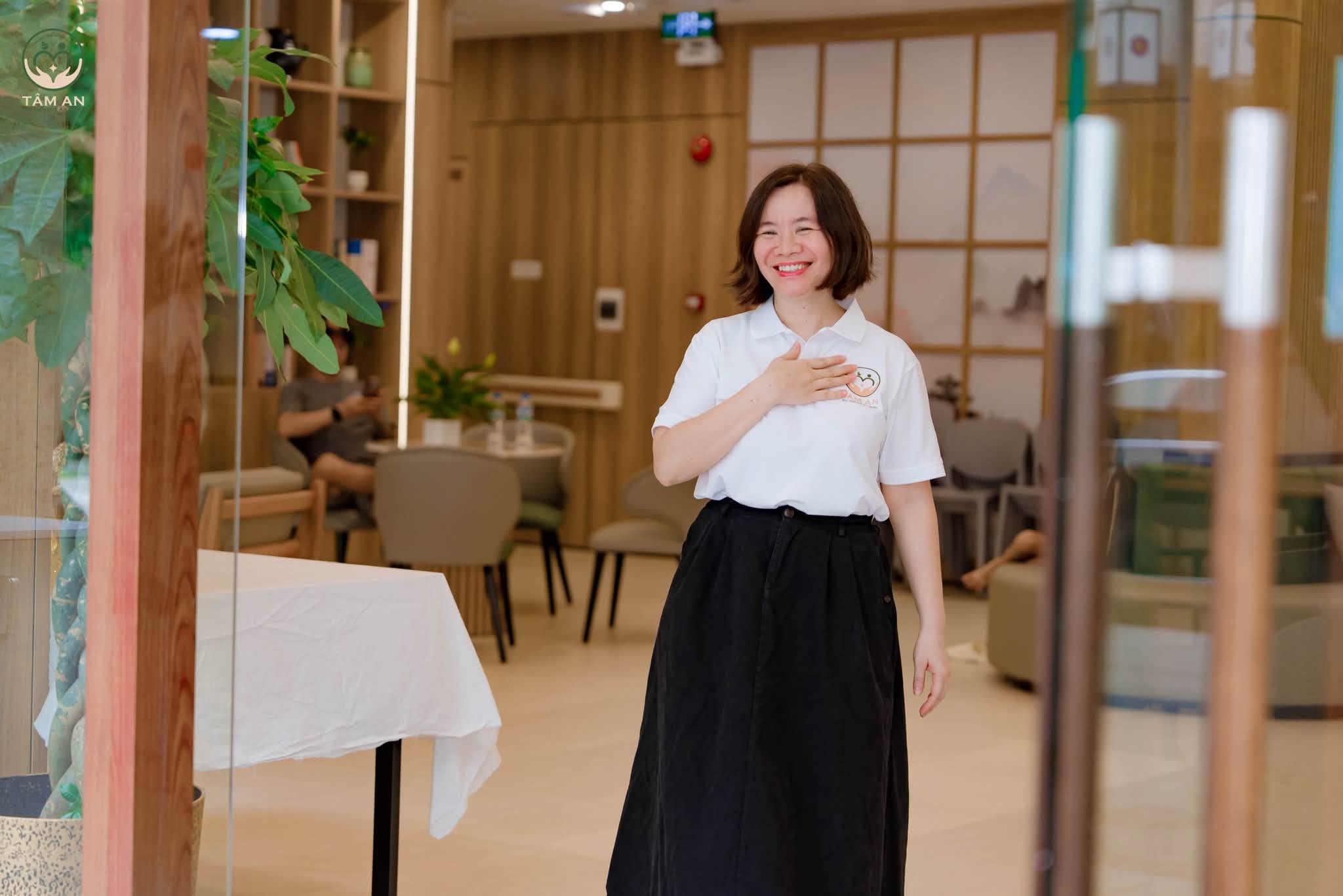 KHOẢNH KHẮC TẠI TÂM AN 